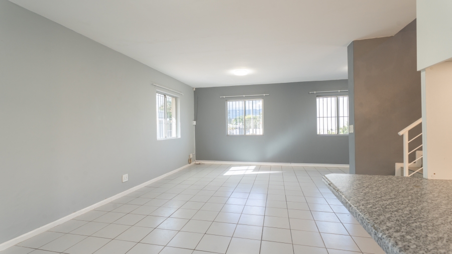 To Let 3 Bedroom Property for Rent in Paarl North Western Cape